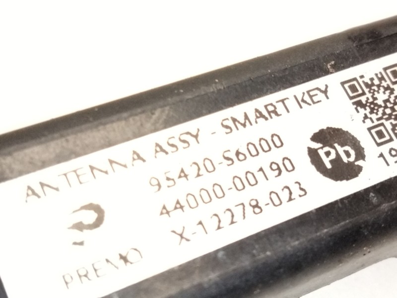 Recambio de antena para kia proceed combi van (cd) 1.4 t-gdi referencia OEM IAM 95420S6000  