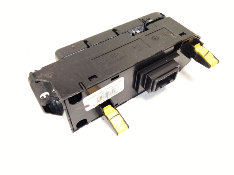 Recambio de mando multifuncion para kia proceed combi van (cd) 1.4 t-gdi referencia OEM IAM 93700J7100  