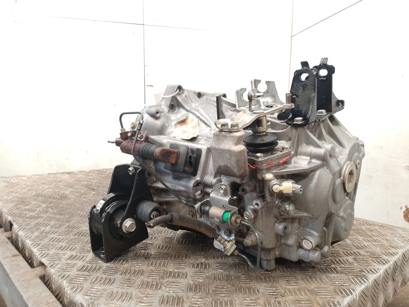 Recambio de caja cambios para toyota avensis (_t25_) 2.2 d-4d (adt251_) referencia OEM IAM 3111520080  