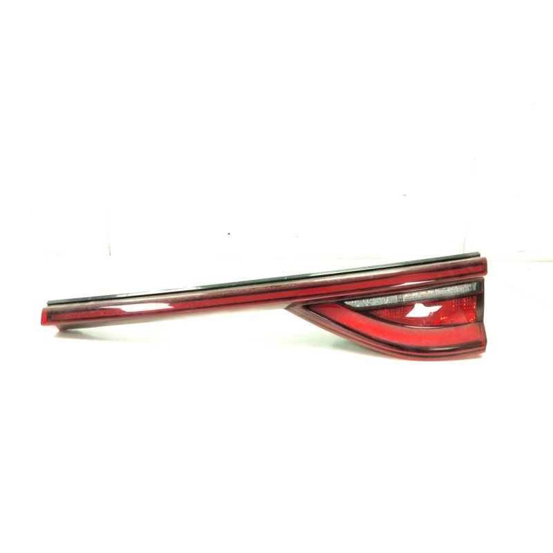 Recambio de piloto trasero derecho porton para kia proceed combi van (cd) 1.4 t-gdi referencia OEM IAM 92404J7200  