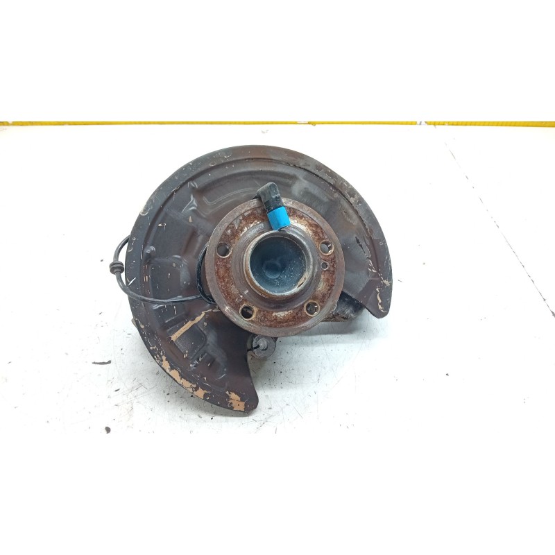 Recambio de mangueta trasera derecha para mercedes-benz clase a (w176) a 200 cdi / d (176.008) referencia OEM IAM 2460406  
