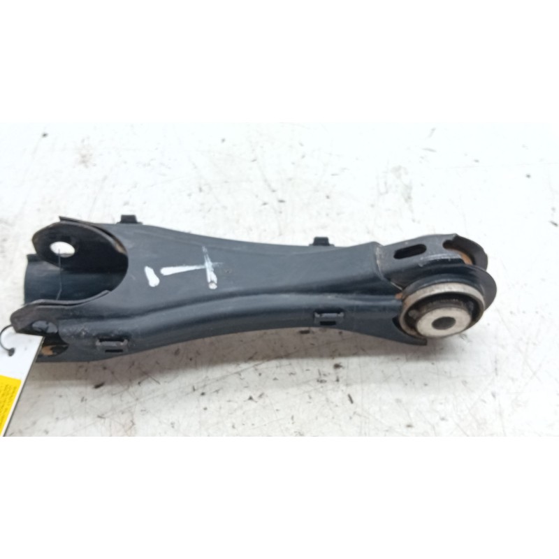 Recambio de brazo suspension superior trasero izquierdo para mercedes-benz clase a (w176) a 200 cdi / d (176.008) referencia OEM