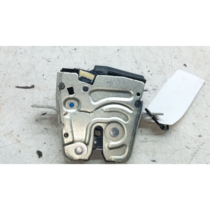 Recambio de cerradura maletero / porton para mercedes-benz clase a (w176) a 200 cdi / d (176.008) referencia OEM IAM A0997400500