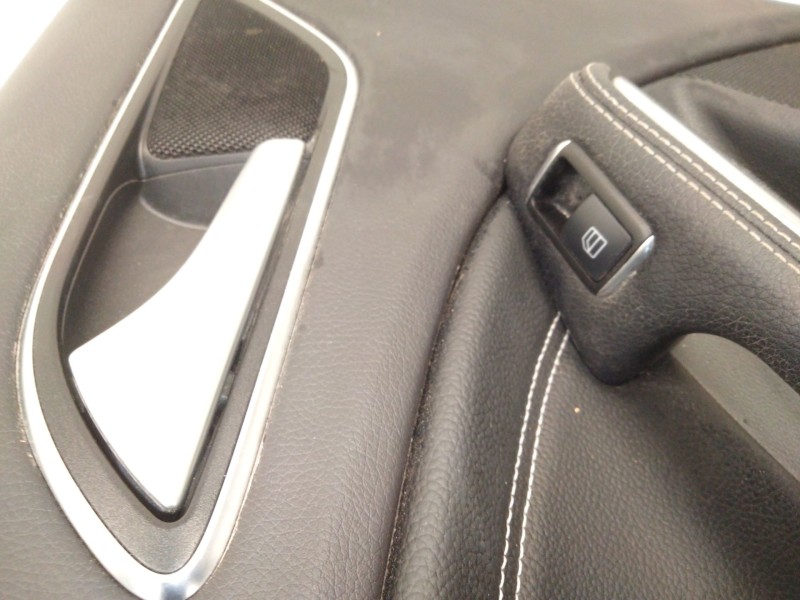 Recambio de guarnecido puerta trasera izquierda para mercedes-benz clase a (w176) a 200 cdi / d (176.008) referencia OEM IAM 300
