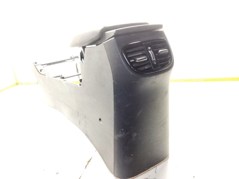 Recambio de consola central para kia proceed combi van (cd) 1.4 t-gdi referencia OEM IAM   