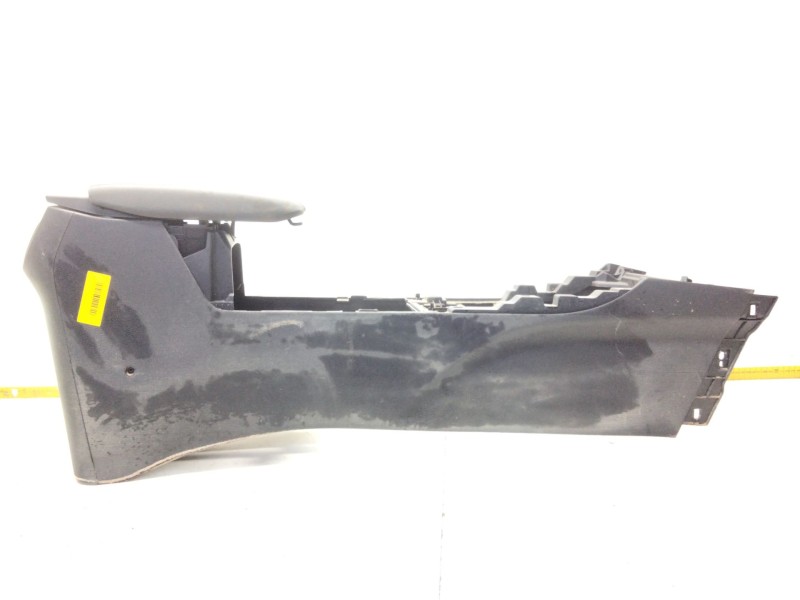 Recambio de consola central para kia proceed combi van (cd) 1.4 t-gdi referencia OEM IAM   