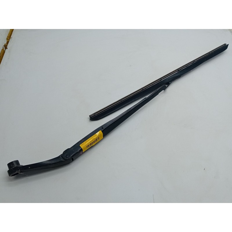 Recambio de brazo limpia delantero izquierdo para kia proceed combi van (cd) 1.4 t-gdi referencia OEM IAM   