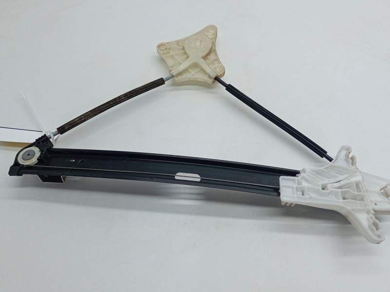 Recambio de elevalunas trasero izquierdo para seat arona style edition referencia OEM IAM 6F0839461A  