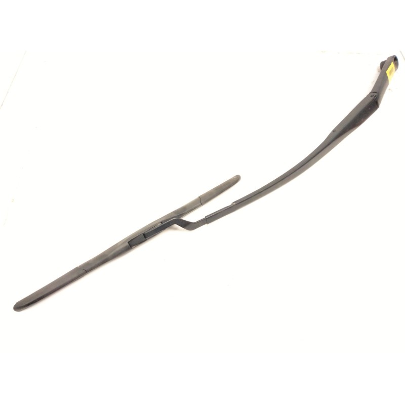 Recambio de brazo limpia delantero derecho para kia proceed combi van (cd) 1.4 t-gdi referencia OEM IAM   
