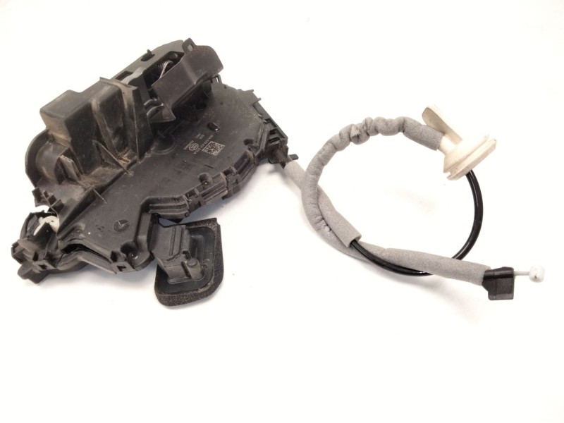 Recambio de cerradura puerta delantera izquierda para seat arona style edition referencia OEM IAM 5TB837015  