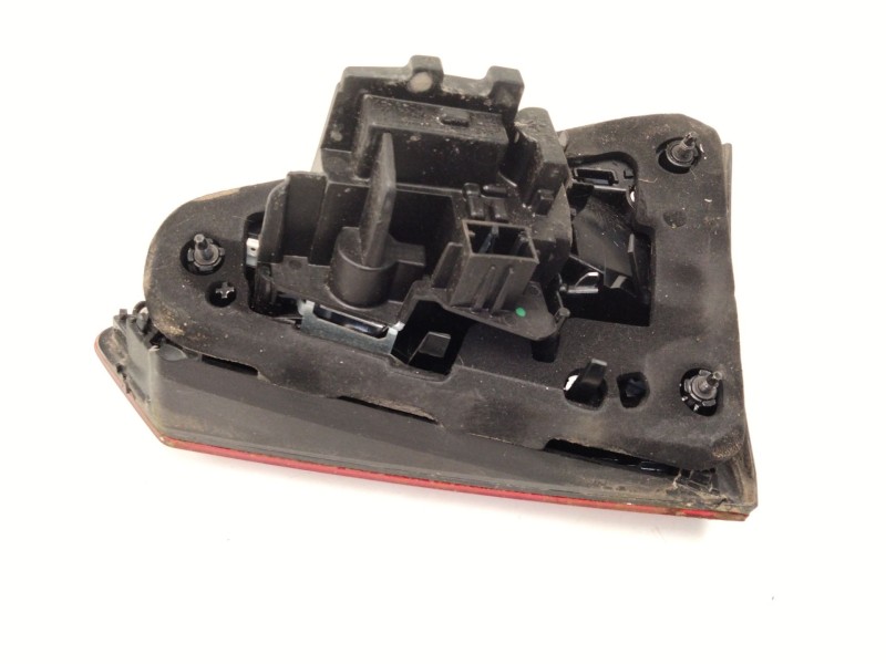 Recambio de piloto trasero izquierdo porton para seat arona style edition referencia OEM IAM 6F9945307  