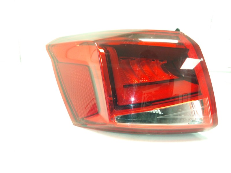 Recambio de piloto trasero izquierdo para seat arona style edition referencia OEM IAM 6F9945207  