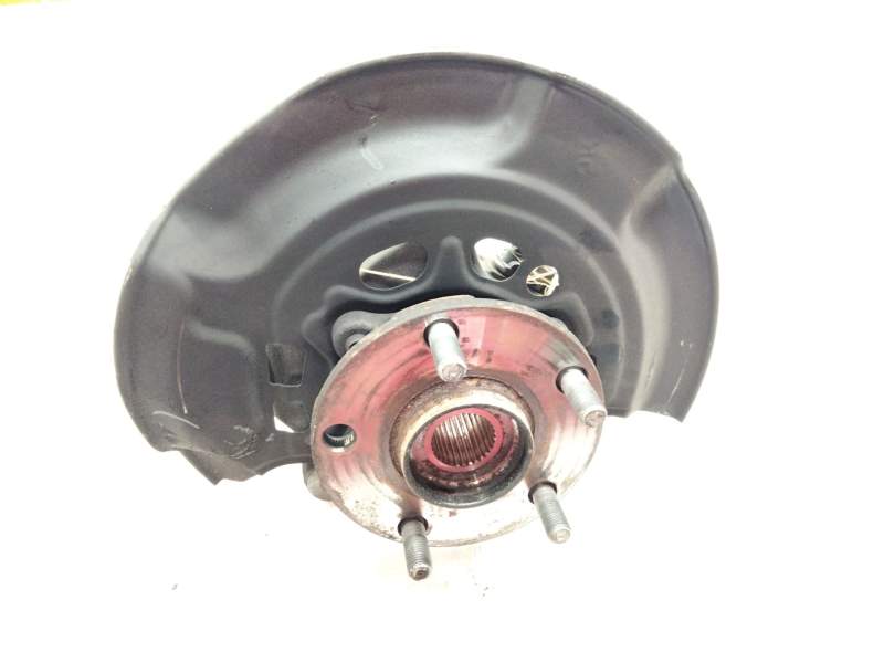 Recambio de mangueta delantera derecha para toyota auris referencia OEM IAM F05R5  