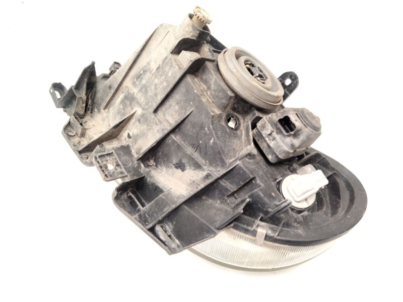 Recambio de faro derecho para citroën saxo (s0, s1) 1.4 vts referencia OEM IAM 9636331680  