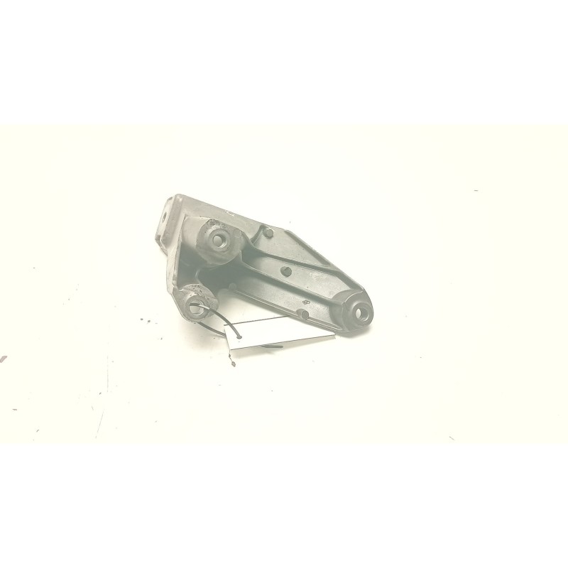 Recambio de soporte motor derecho inferior para audi a6 c6 (4f2) 2.0 tdi referencia OEM IAM 4F0199307N  