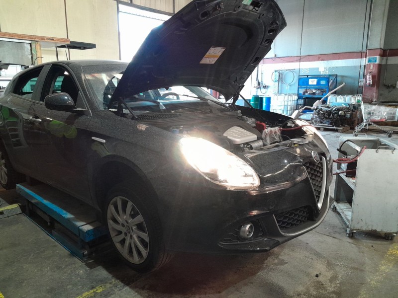 alfa romeo giulietta (940_) del año 2021