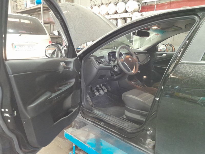 alfa romeo giulietta (940_) del año 2021