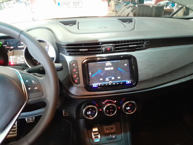 alfa romeo giulietta (940_) del año 2021