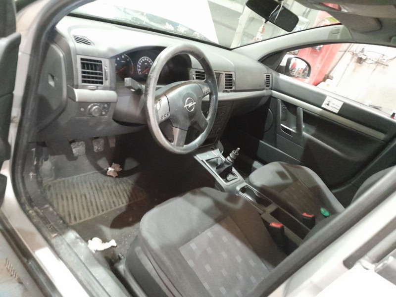 opel vectra c (z02) del año 2004