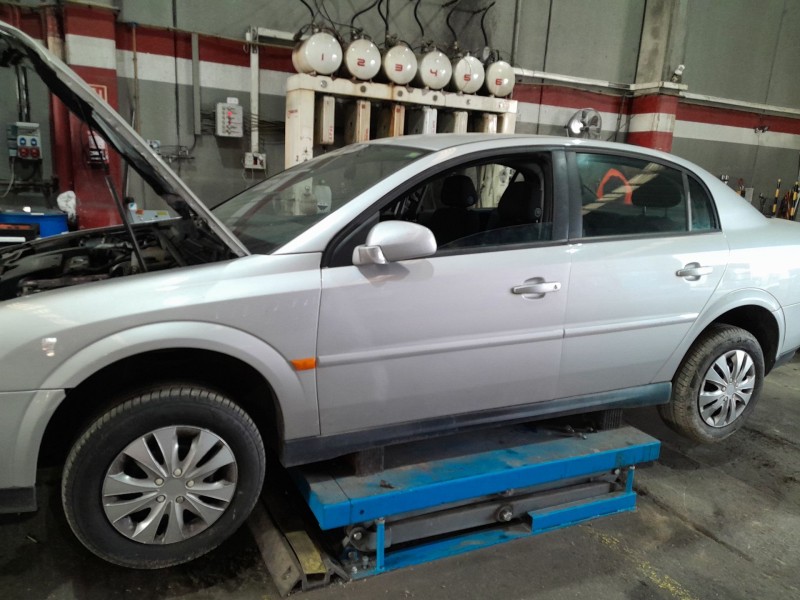 opel vectra c (z02) del año 2004