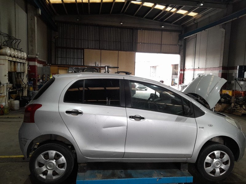 toyota yaris (_p9_) del año 2006