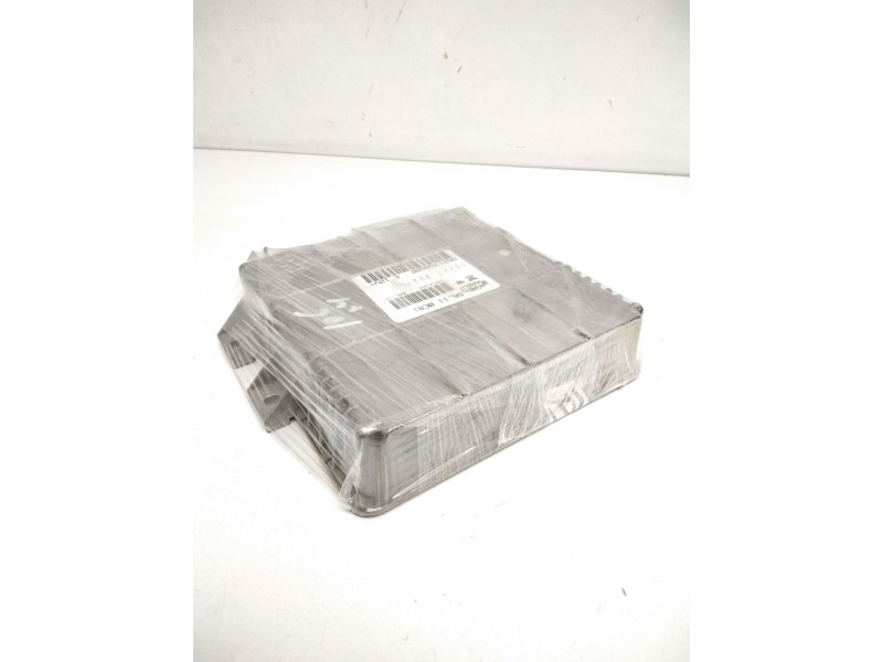 Recambio de centralita motor uce para peugeot 106 (s1) 1.4 referencia OEM IAM 9621760680E G6110C01 16227024