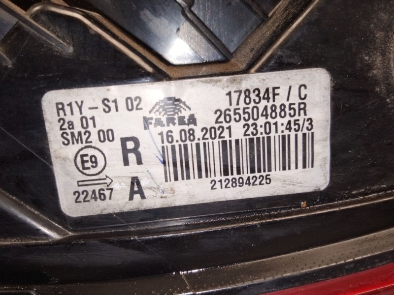 Recambio de piloto trasero derecho para renault clio v (b7_) 1.5 blue dci 100 (b7ad) referencia OEM IAM 265504885R  