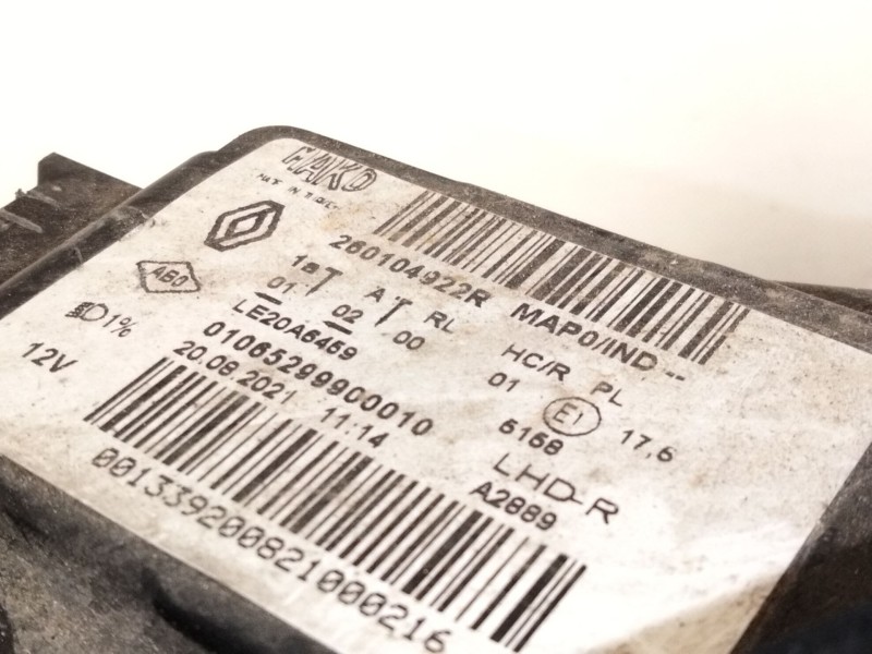 Recambio de faro derecho para renault clio v (b7_) 1.5 blue dci 100 (b7ad) referencia OEM IAM 260104922R  