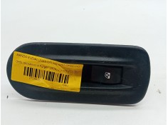 Recambio de mando elevalunas delantero derecho para opel movano a furgón (x70) 2.5 dti (fd) referencia OEM IAM 8200206603  