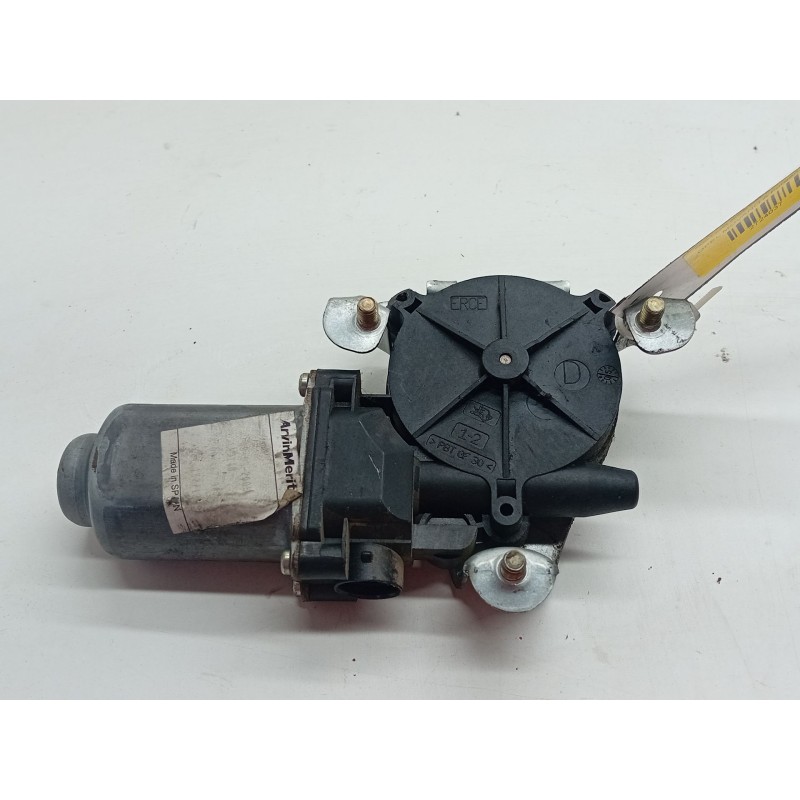 Recambio de motor elevalunas delantero derecho para opel movano a furgón (x70) 2.5 dti (fd) referencia OEM IAM   