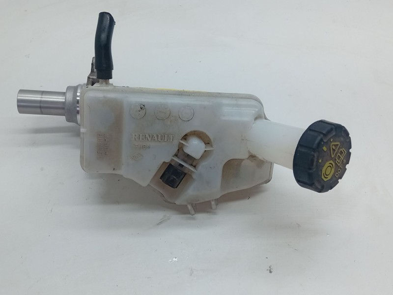 Recambio de bomba freno para renault clio v (b7_) 1.5 blue dci 100 (b7ad) referencia OEM IAM 460912995R  