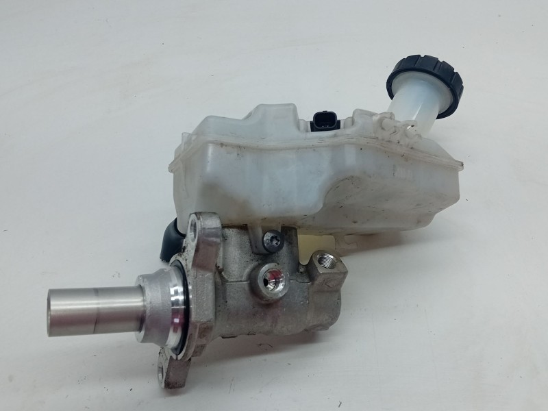 Recambio de bomba freno para renault clio v (b7_) 1.5 blue dci 100 (b7ad) referencia OEM IAM 460912995R  