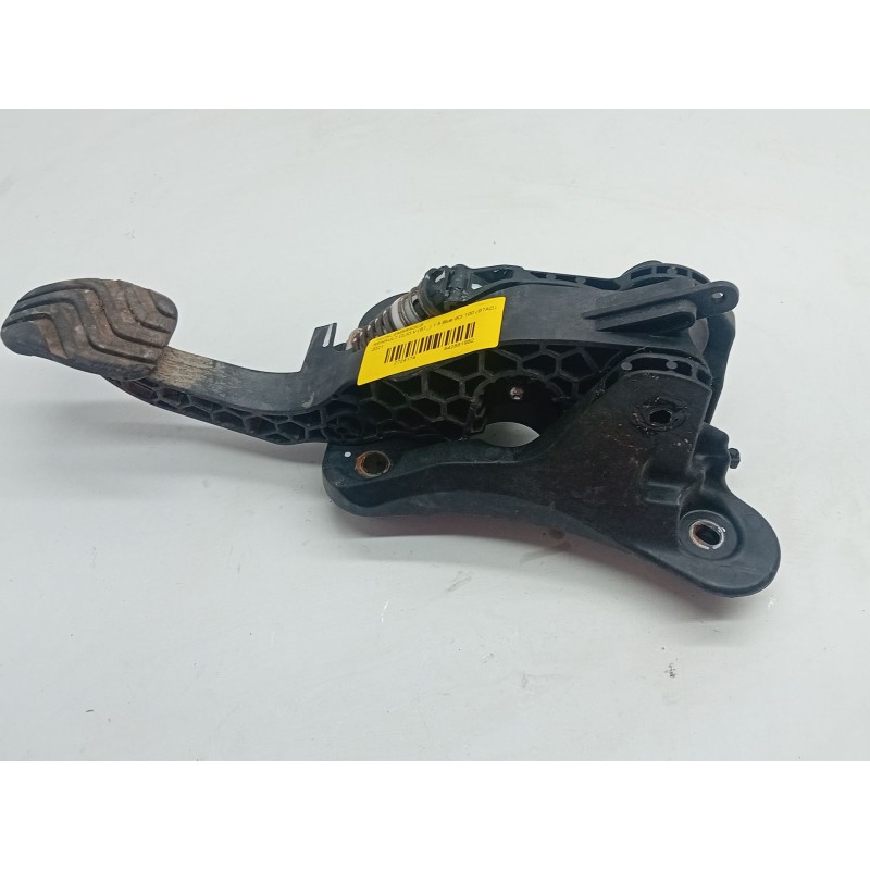 Recambio de pedal embrague para renault clio v (b7_) 1.5 blue dci 100 (b7ad) referencia OEM IAM 465038715R  