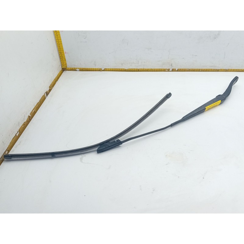 Recambio de brazo limpia delantero izquierdo para renault megane iii fastback (bz0/1_, b3_) 1.5 dci referencia OEM IAM   