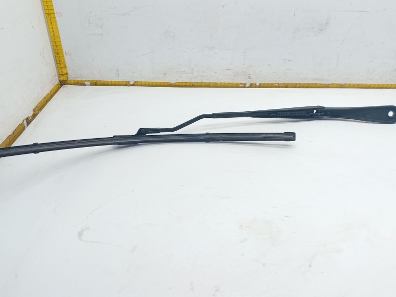 Recambio de brazo limpia delantero derecho para renault megane iii fastback (bz0/1_, b3_) 1.5 dci referencia OEM IAM 288813173R 