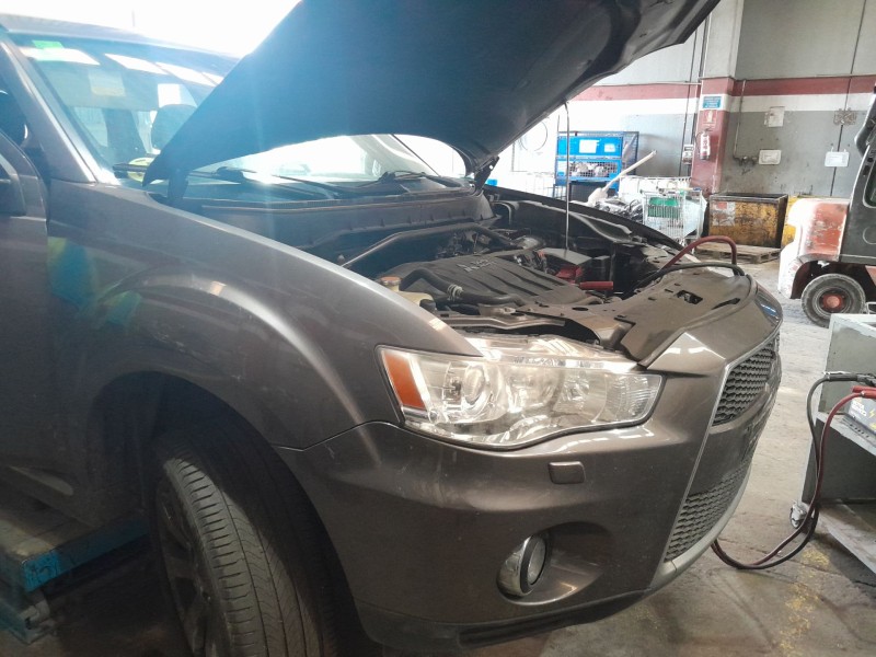 mitsubishi outlander ii (cw_w) del año 2011