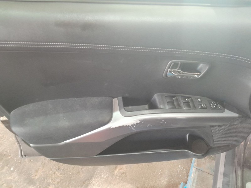 mitsubishi outlander ii (cw_w) del año 2011