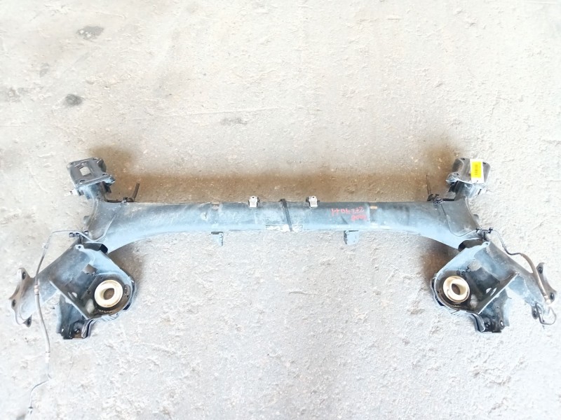 Recambio de puente trasero para peugeot 3008 monospace (0u_) 1.6 hdi referencia OEM IAM   