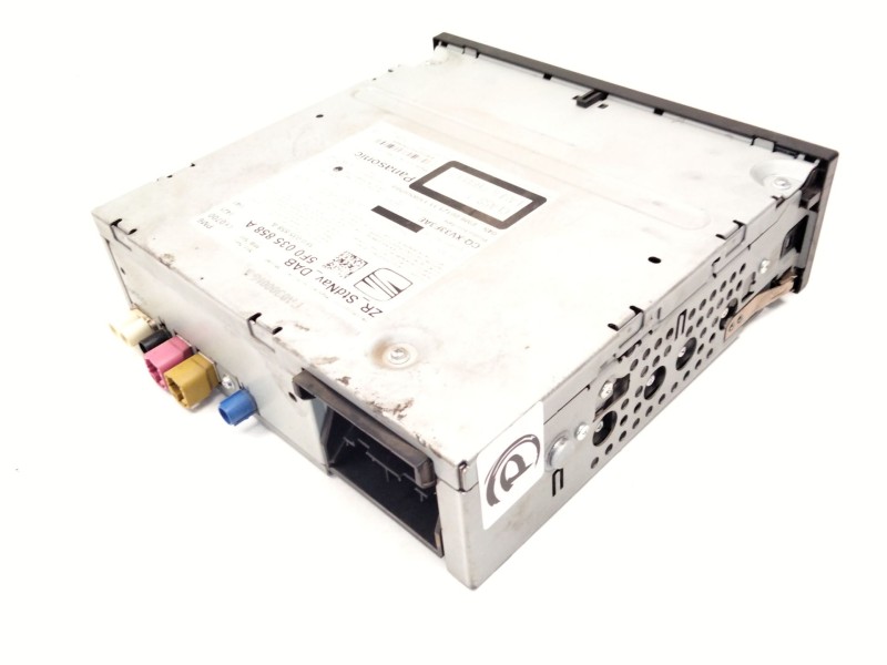 Recambio de sistema audio / radio cd para seat leon (5f1) 2.0 cupra referencia OEM IAM   