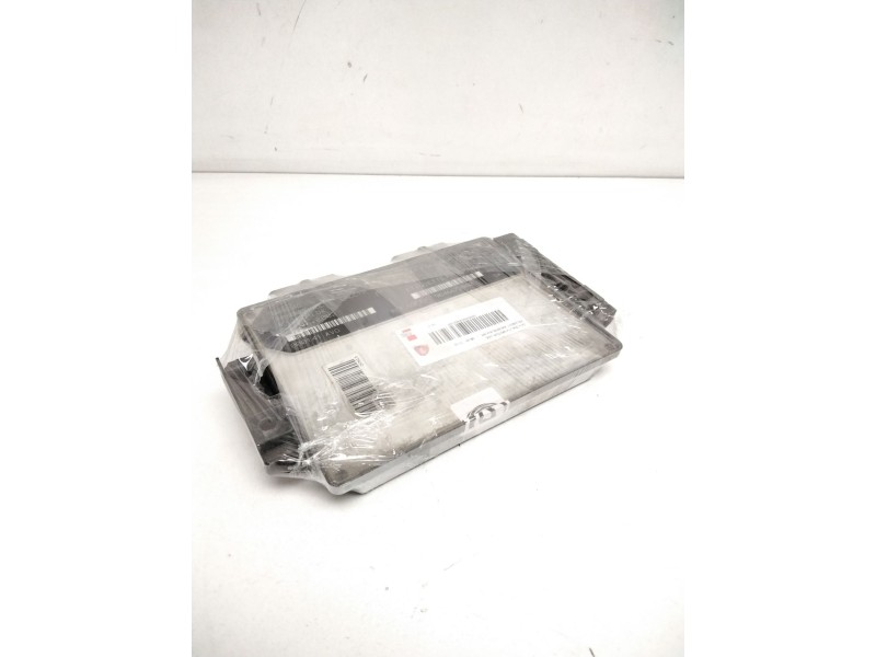 Recambio de centralita motor uce para peugeot 206 berlina xr referencia OEM IAM 9641390180 80924D 9646672880