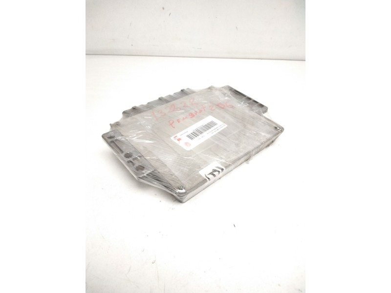 Recambio de centralita motor uce para peugeot 206 berlina x-line referencia OEM IAM 9652202780 9644625680 215846327