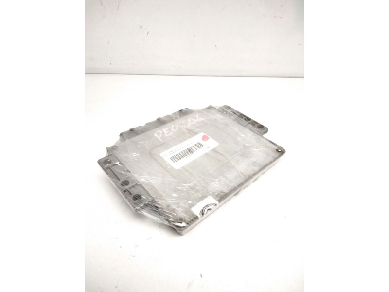 Recambio de centralita motor uce para peugeot 206 berlina x-line referencia OEM IAM 9644625680 9652202780 4163294575