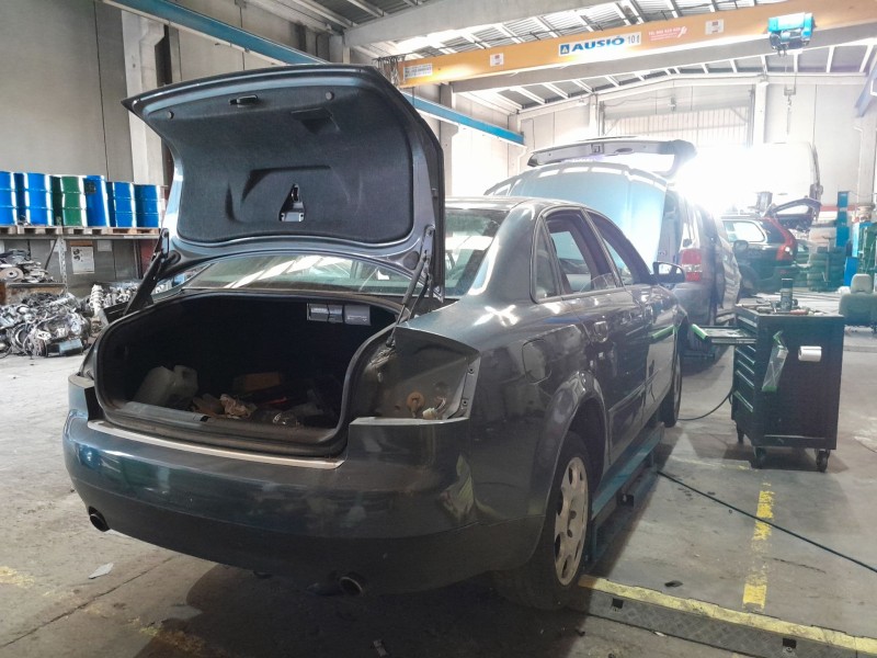 audi a4 b6 (8e2) del año 2001