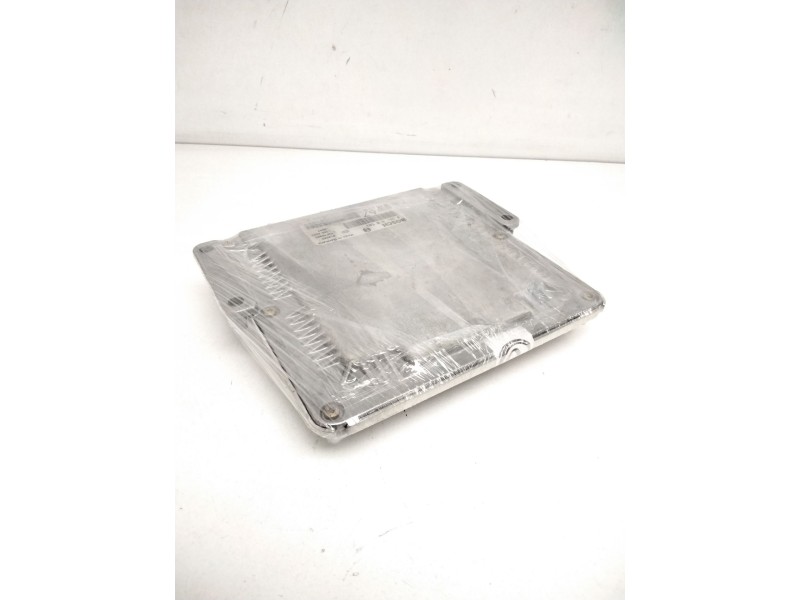 Recambio de centralita motor uce para peugeot 406 berlina (s1/s2) srdt referencia OEM IAM 0281010593 9643527380 81397032