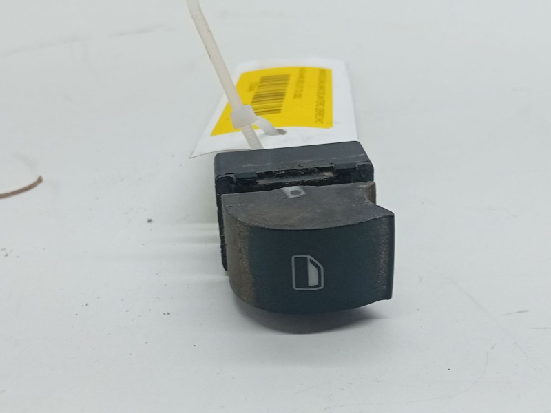 Recambio de mando elevalunas delantero derecho para audi a4 b6 (8e2) 2.5 tdi referencia OEM IAM 8Z0959855B  