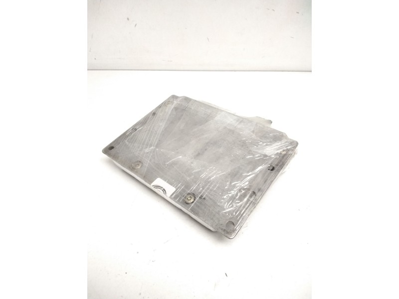 Recambio de centralita motor uce para citroën xantia break 1.9 turbodiesel referencia OEM IAM 0281001262 9624519580 BOSCH