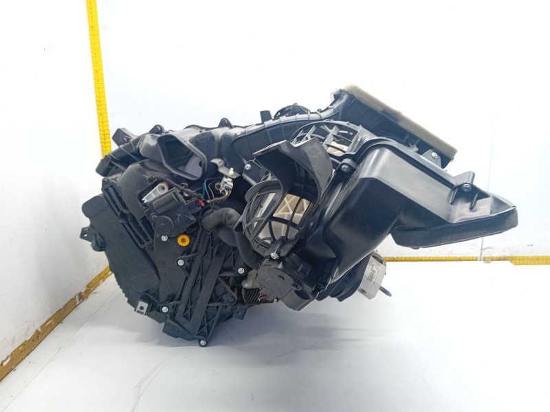 Recambio de calefaccion entera normal para ford transit courier referencia OEM IAM F001012013001  