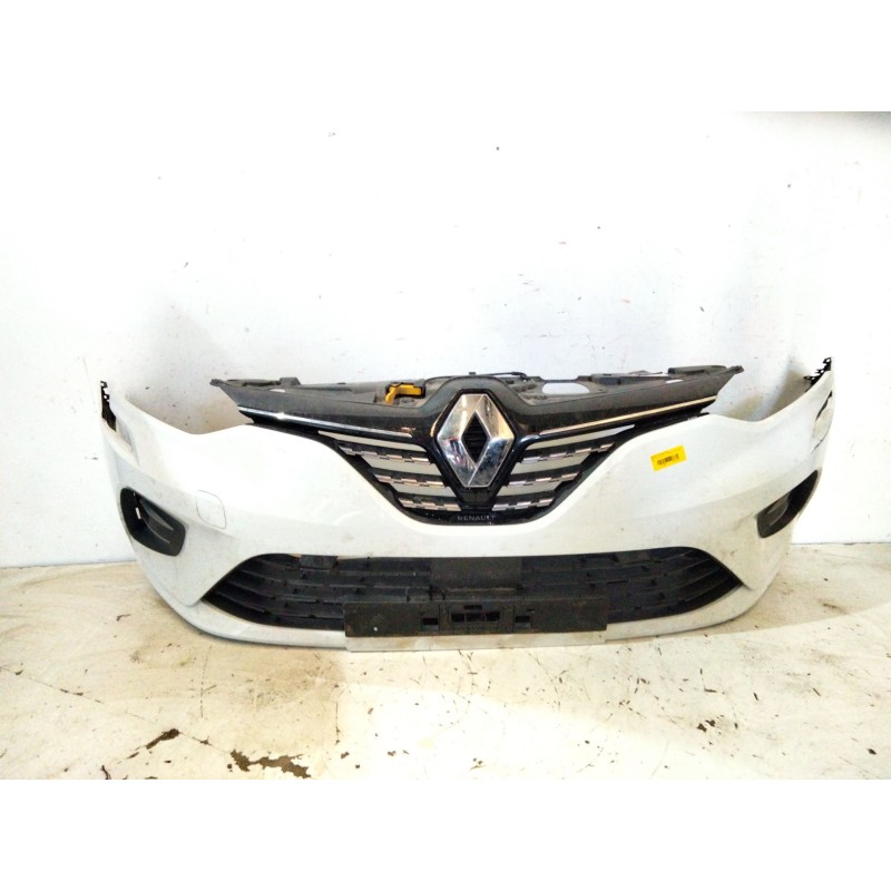 Recambio de paragolpes delantero para renault clio v (b7_) 1.5 blue dci 100 (b7ad) referencia OEM IAM   