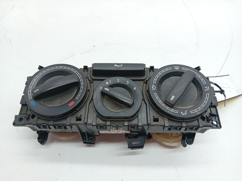 Recambio de mando calefaccion / aire acondicionado para volkswagen transporter t4 furgón (70a, 70h, 7da, 7dh) 2.5 referencia OEM