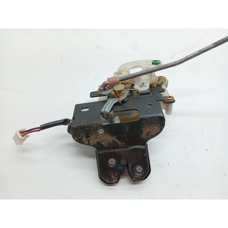 Recambio de cerradura maletero / porton para mazda 6 berlina (gg) 2.0 crtd 143 active (4-ptas.) referencia OEM IAM   